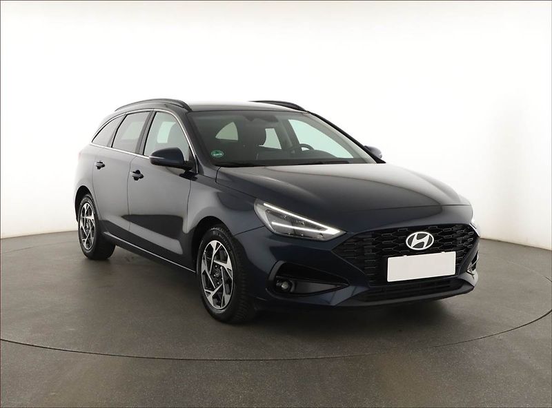 Hyundai i30 (2025) Style 1.0 T-GDI - fotka 1 z 20