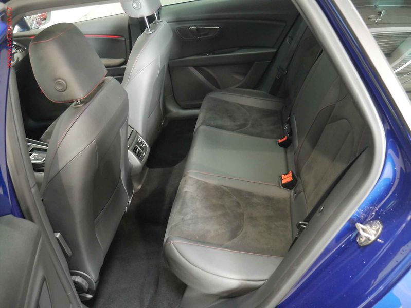 Seat Leon (2019) 2.0 TDI, 1.maj, DSG, navi - fotka 10 z 23