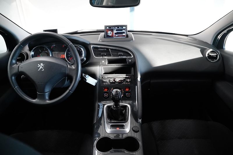 Peugeot 3008 - fotka 5 z 27