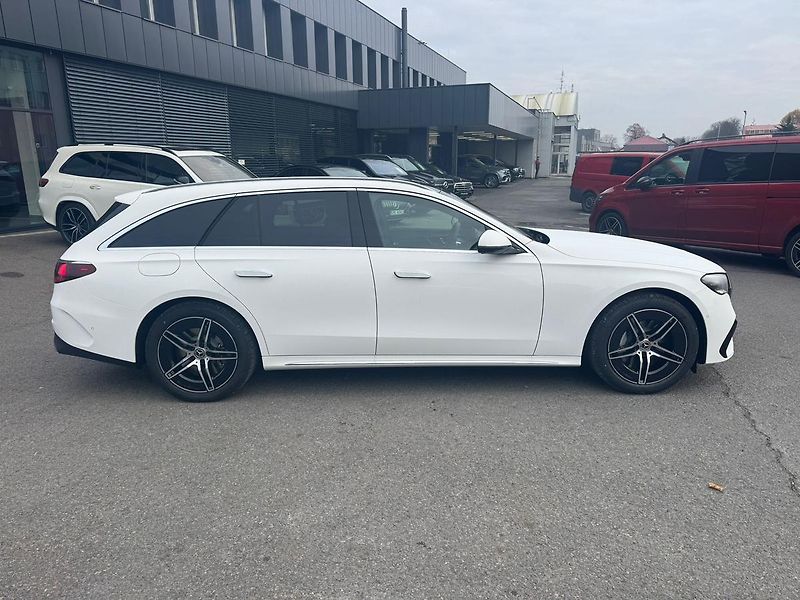 Mercedes-Benz Třídy E (2025) E 300 de 4MATIC kombi - fotka 8 z 26