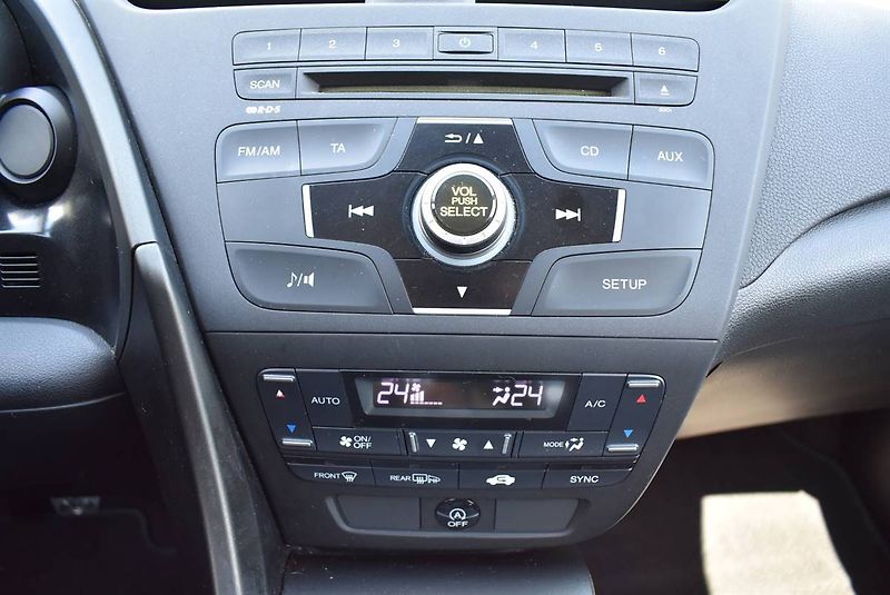 Honda Civic 1,8 i-VTEC SERVIS,1.M,MOC PĚKN - fotka 11 z 18