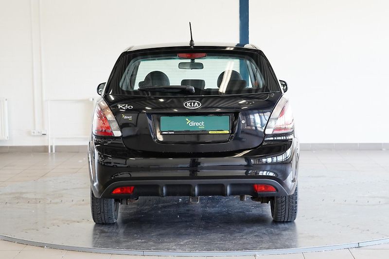 Kia Rio - fotka 6 z 22