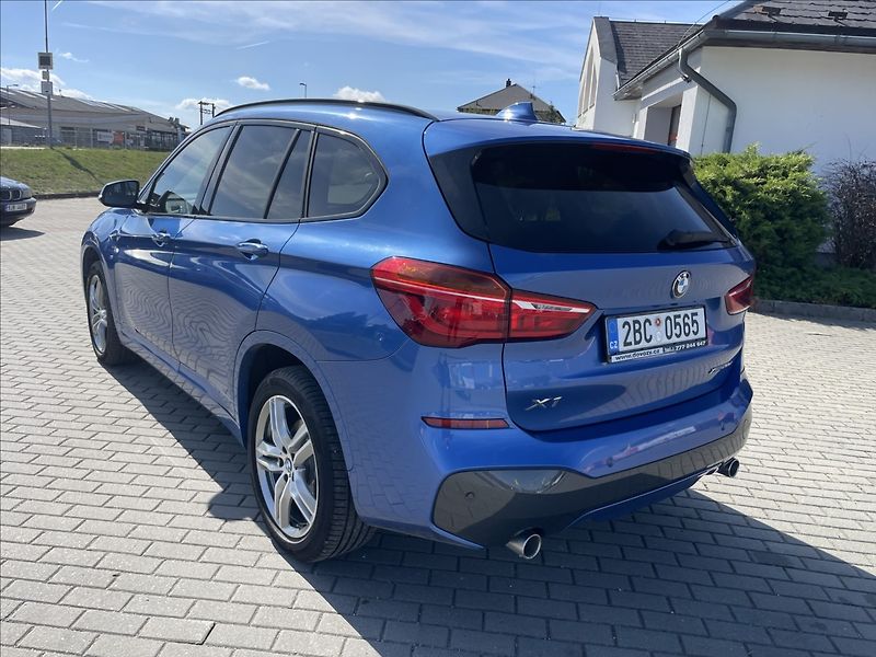 BMW X1 2,0 d 140kw M-Paket X-drive CZ - fotka 3 z 38