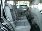 Volkswagen Touran 1,6 TDi 77kW 7.MÍST,navigace - náhled 22