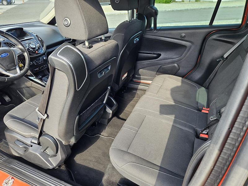 Ford B-MAX (2013) - fotka 13 z 22