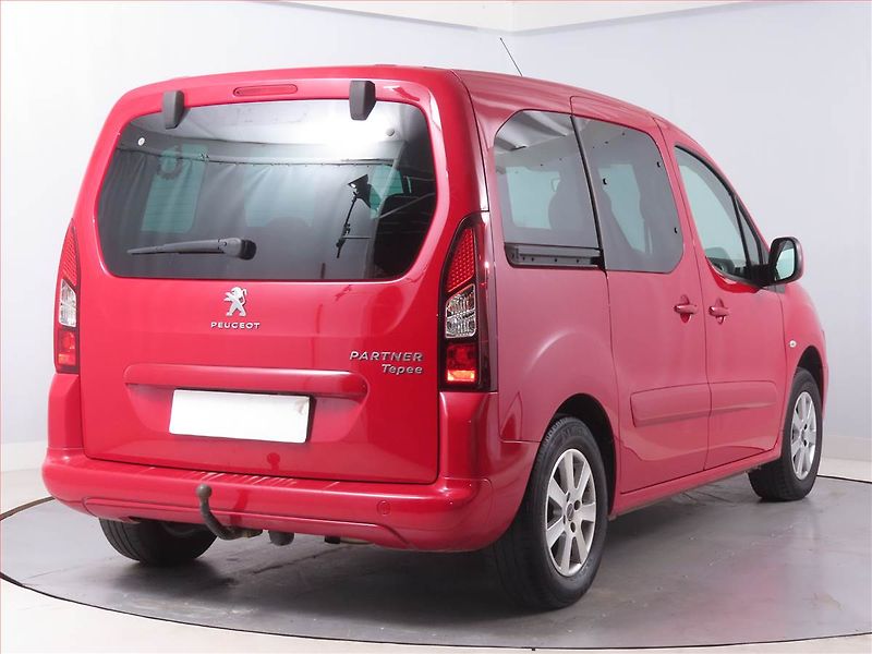 Peugeot Partner (2017) Active 1.6 16V, 5Míst, ČR - fotka 5 z 13