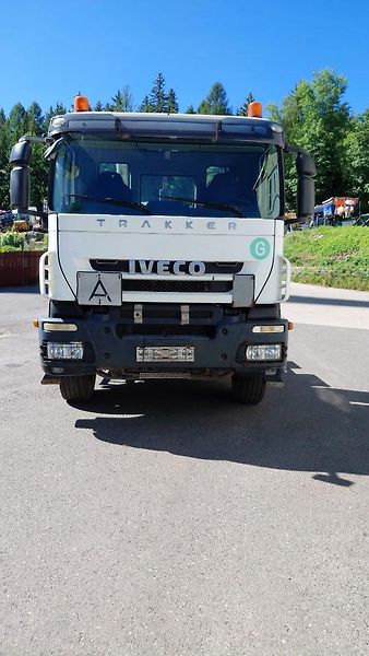 Iveco Trakker (2010) 410 kontejner - fotka 3 z 14