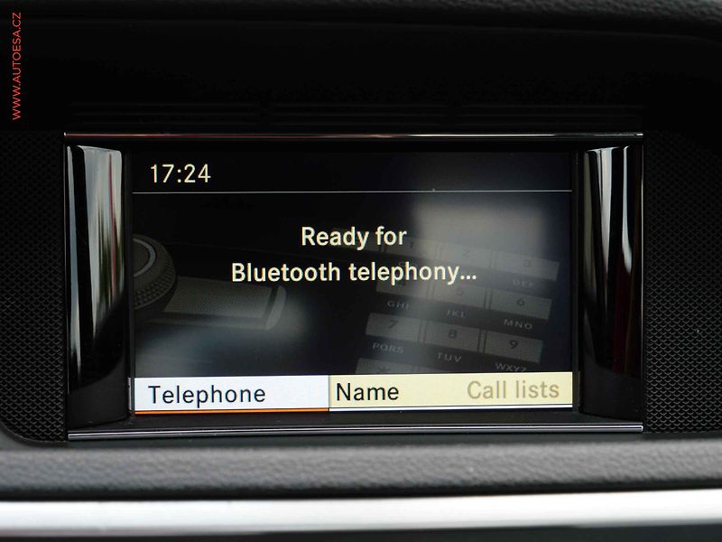 Mercedes-Benz Třídy E (2010) 1.8, AT, LED - fotka 20 z 22