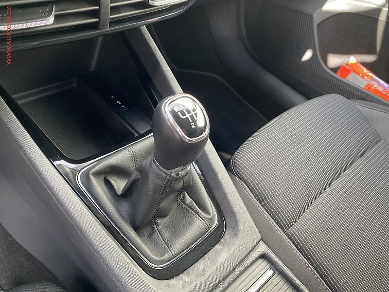 Škoda Octavia (2021) 2.0 TDi, 2.maj,ČR, Ambition - fotka 17 z 19