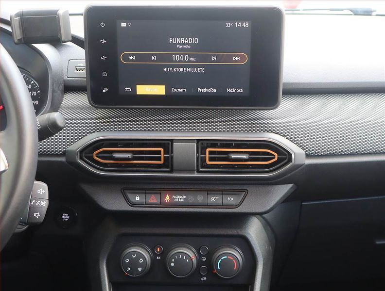 Dacia Sandero (2021) 1.0 TCe, Automat, Serv.kniha - fotka 12 z 18