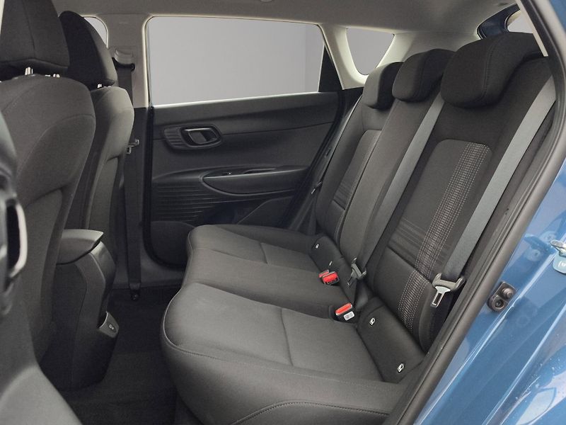 Hyundai Bayon (2025) 1.0T-GDi 74kw, ČR, Automat, Zá - fotka 26 z 27