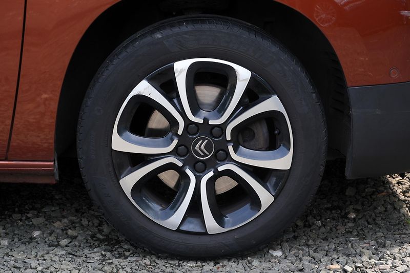 Citroën Berlingo XL 1.5 HDi, 7 - míst, ČR, HUD - fotka 12 z 38