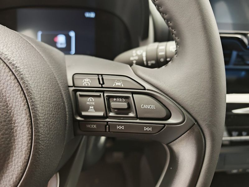 Toyota Yaris Cross 1.5 Hybrid eCVT Comfort 4x2 - fotka 12 z 28