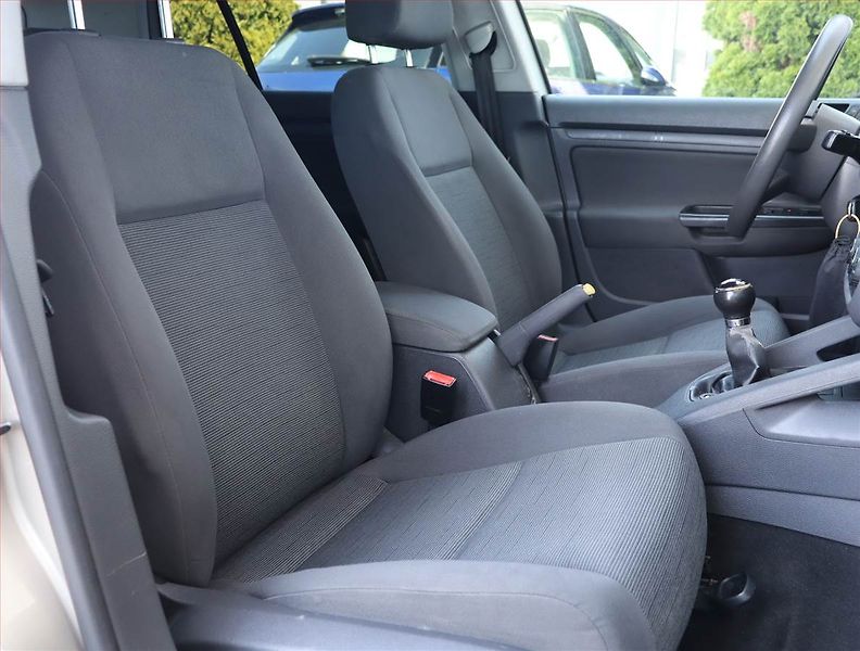 Volkswagen Golf (2005) 1.4 16V, Eko.zaplacen - fotka 9 z 15