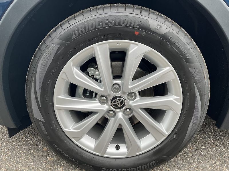 Toyota C-HR 1.8L HEV Comfort - fotka 27 z 27