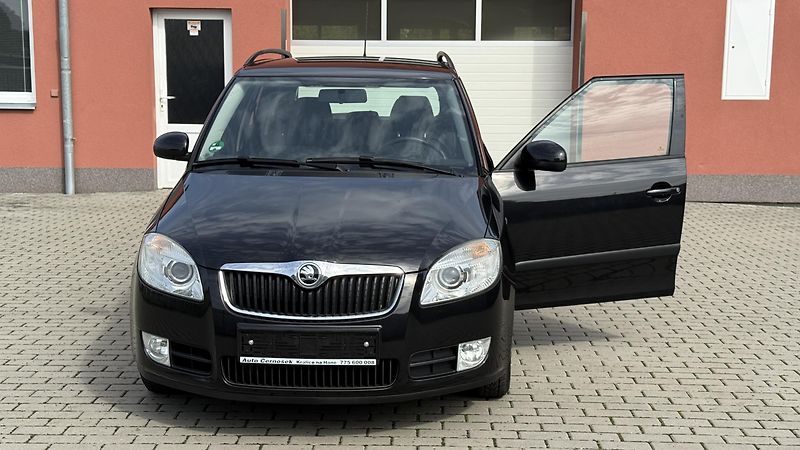 Škoda Fabia (2010) 1.4 16V*63kW*STYLE-EDITION*TOP - fotka 20 z 24