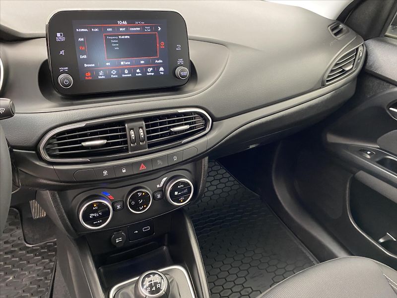 Fiat Tipo 1,0 - fotka 15 z 26
