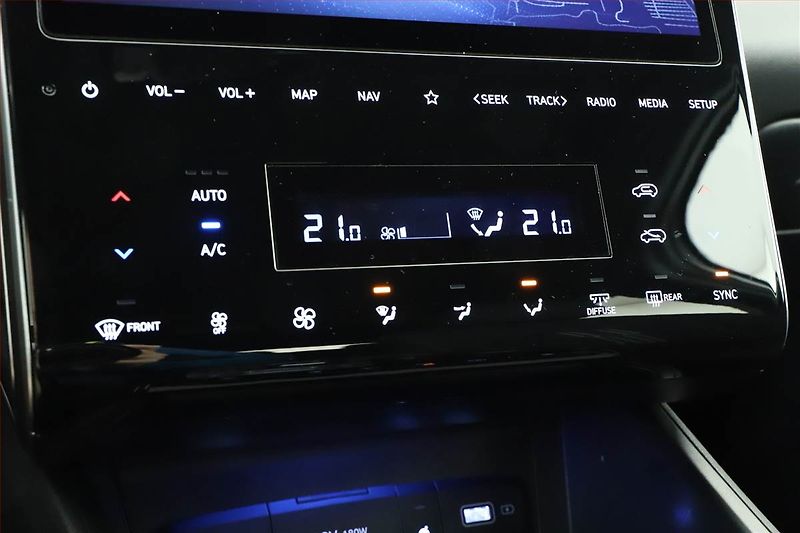 Hyundai Tucson (2024) 1.6 T-GDI 48V MHEV - fotka 19 z 27