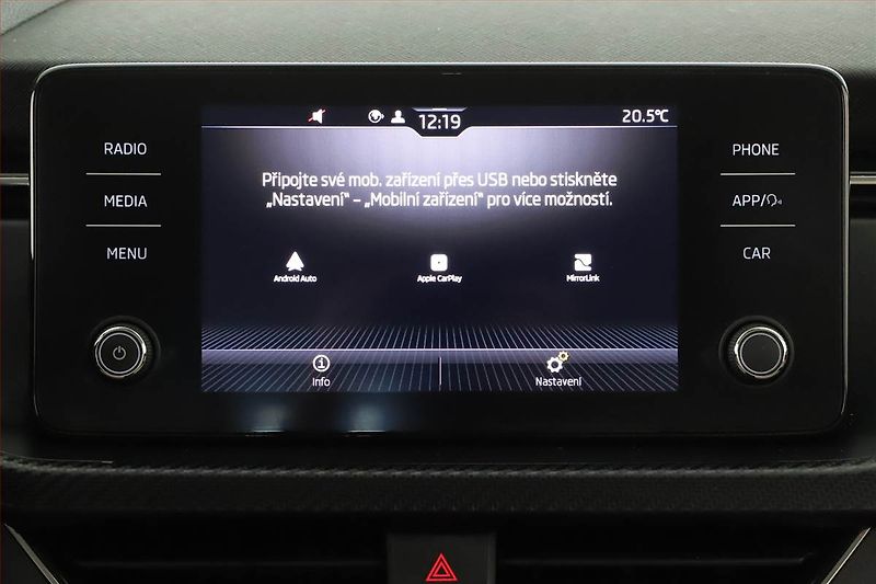 Škoda Kamiq (2020) 1.0 TSI, Serv.kniha, Kůže - fotka 15 z 20