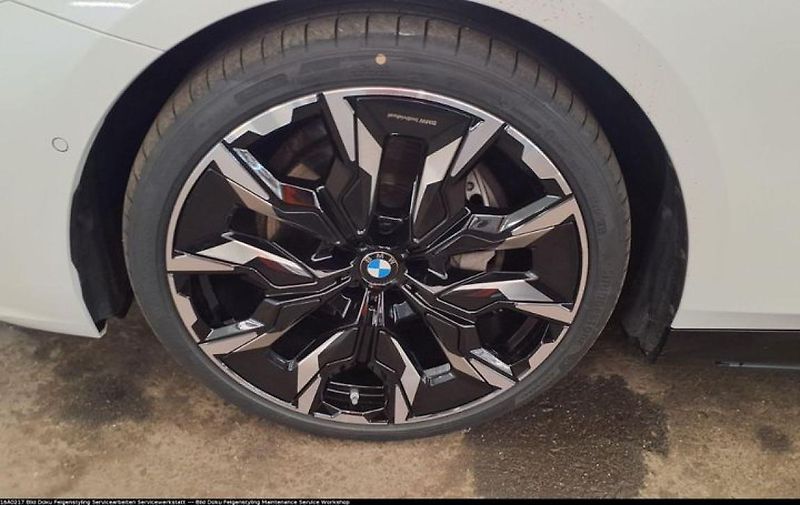 BMW Řada 5 540d xDrive Sedan - fotka 5 z 5