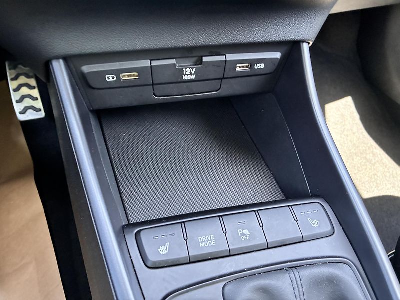 Hyundai Bayon 1.0T-GDi 88kW REZERVACE - fotka 23 z 33