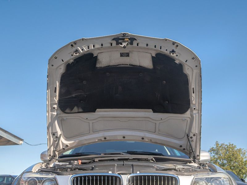 BMW Řada 3 (2011) 325i 160KW mat HK – NAVIGACE - fotka 46 z 52