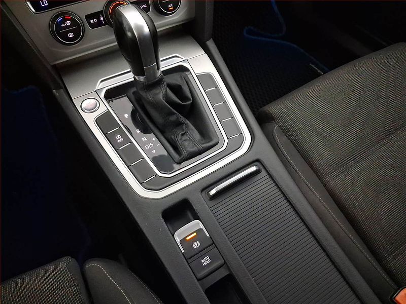 Volkswagen Passat (2015) Comfortline 2.0 TDI, Automat - fotka 20 z 21