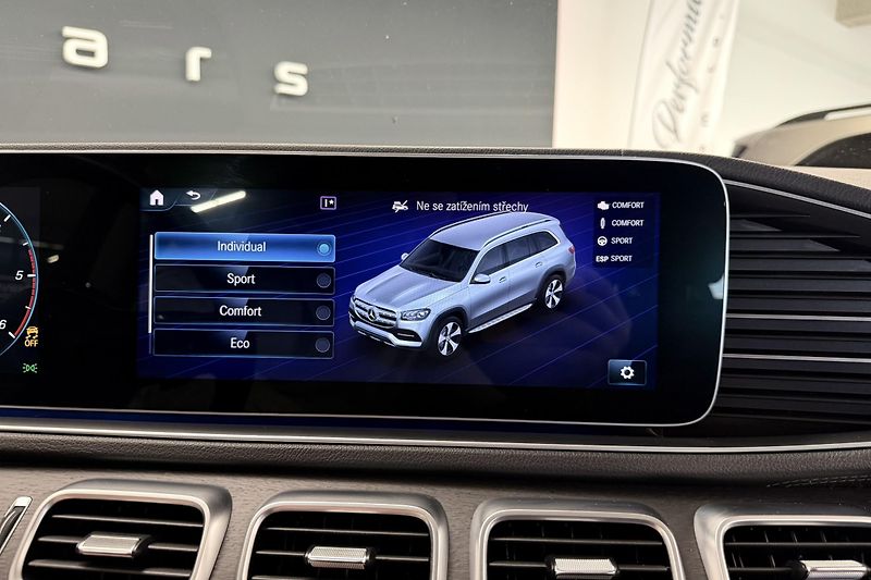 Mercedes-Benz GLS (2019) GLS 400d 4Matic AMG Line - fotka 98 z 111