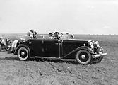 Vůz Walter Royal na Armádním leteckém dni 1936, kdy s ním přijeli ministerský předseda Hodža a ministr národní obrany Kachník. Foto Wikimedia Commons, neznámý autor, volné dílo