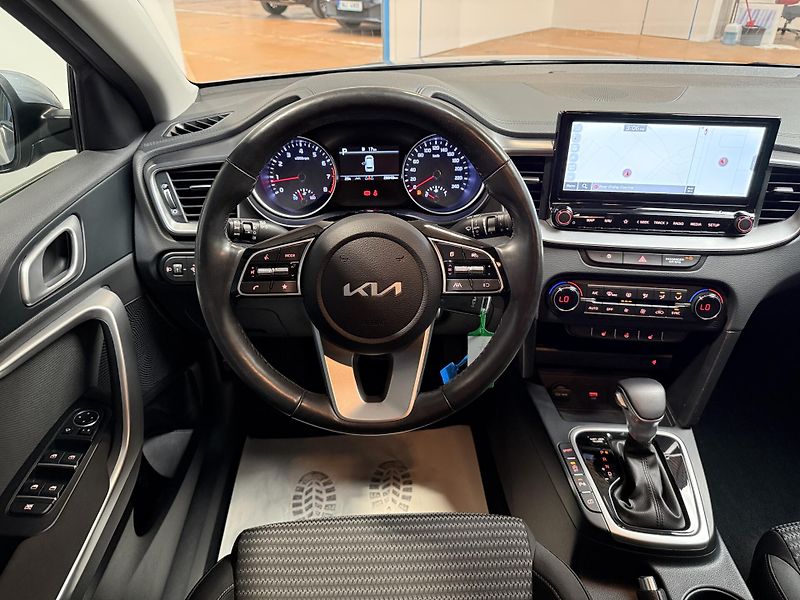 Kia Ceed 1.5 T-GDI 118kW Top SW DCT - fotka 6 z 13