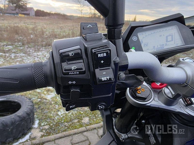Yamaha MT-10 (2017) - fotka 13 z 20