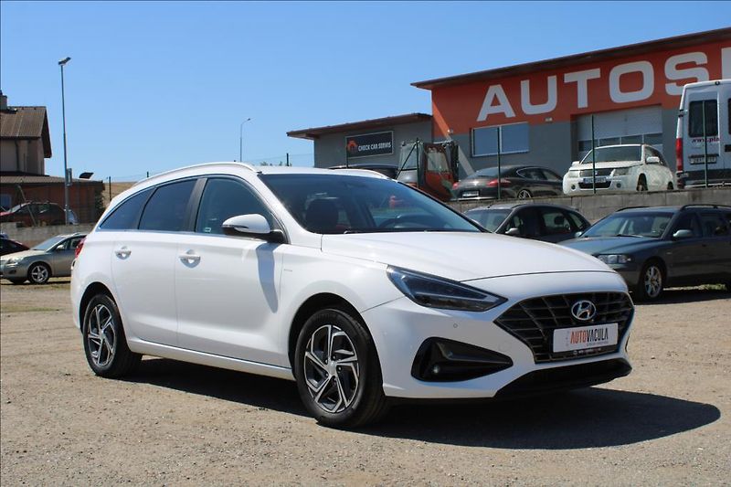Hyundai i30 1,5 i  SMART, VÝHŘEVY, ČR - fotka 3 z 34