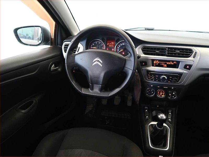 Citroën C-Elysée (2019) 1.2 PureTech, Serv.kniha - fotka 7 z 13
