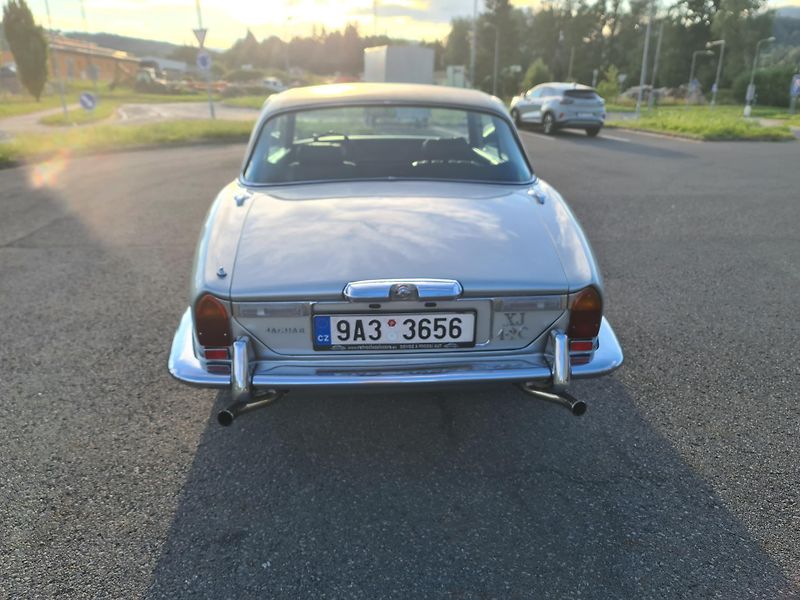 Jaguar XJ6 (1975)  4.2 C (Coupé) SERIE II AUTOMA - fotka 8 z 53