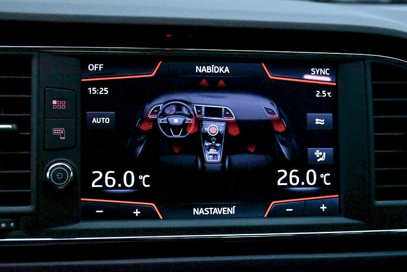 Seat Leon (2020) ST FR-Line 1.5 TSI 110kW - fotka 17 z 29