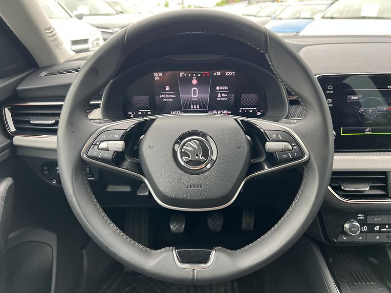 Škoda Kamiq 1.5TSi 110kw Top Selection ČR - fotka 16 z 45