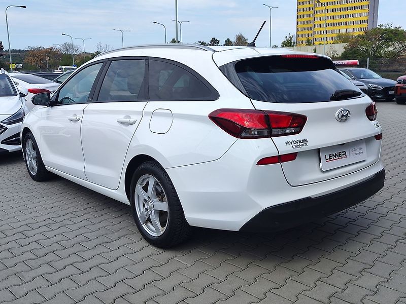 Hyundai i30 1.4 T-GDI/103kW Trikolor Kom - fotka 7 z 32