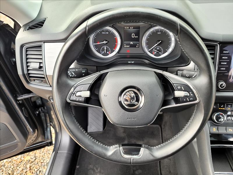 Škoda Kodiaq 1,5 tsi,navi,výhřev,Panorama - fotka 20 z 49