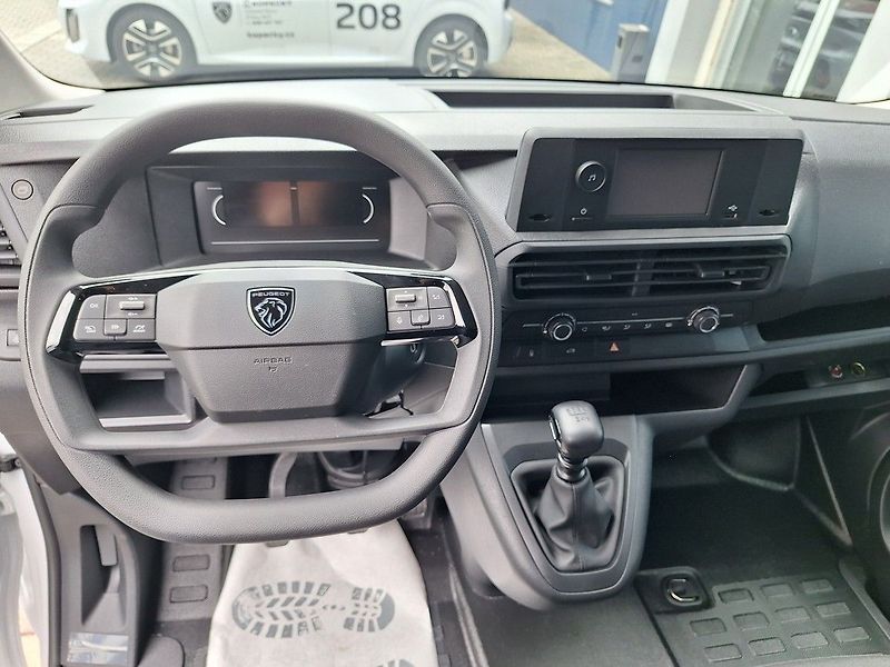 Peugeot Expert (2026) Furgon L3 2.2 BHDi 150 M6 - fotka 12 z 15