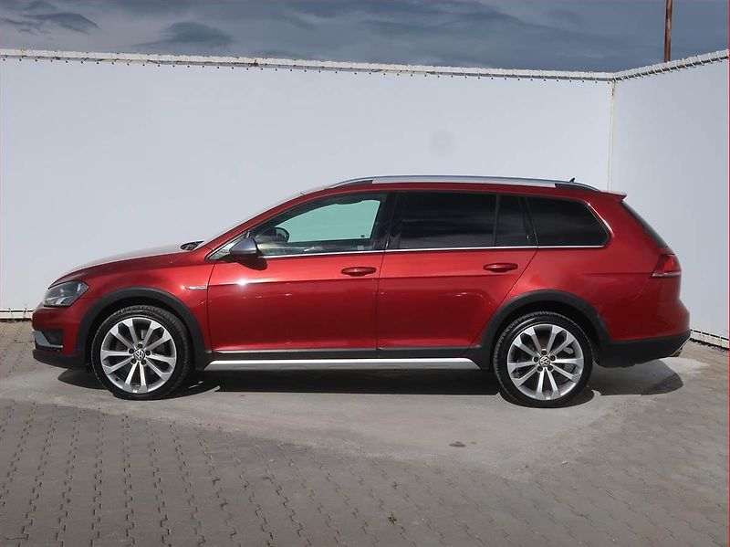 Volkswagen Golf (2016) Alltrack 2.0 TDI Alltrack - fotka 3 z 17