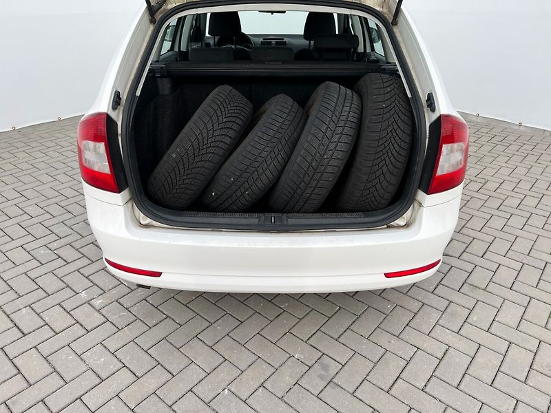Škoda Octavia (2013) 1.6TDi 77kW! 2x kola! - fotka 9 z 17