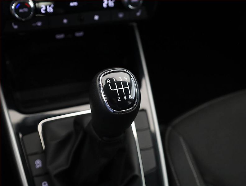 Škoda Fabia (2024) Top Selection 1.0 TSI - fotka 10 z 22