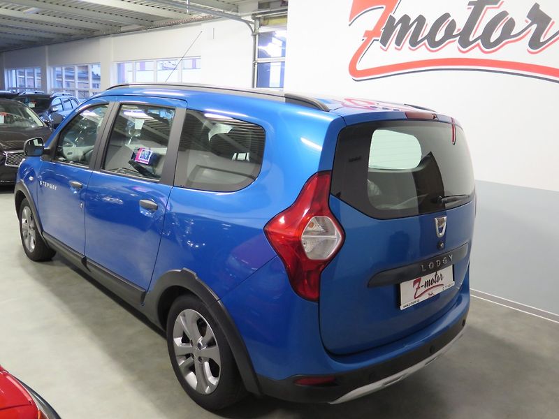 Dacia Lodgy (2015) 1.2TCe,navi,klima,senzory,kola - fotka 2 z 26