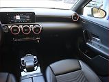 Mercedes-Benz Třídy A (2019) A 180 d, Automat, Kůže, Navi - náhled 8