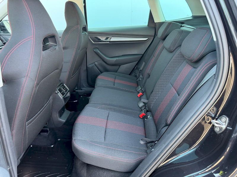 Škoda Karoq (2019) 1.5 TSI 110kW Style VarioFlex - fotka 24 z 35