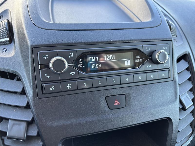 Ford Transit Connect 1,5 Ecoblue 74kW L1 - fotka 26 z 32