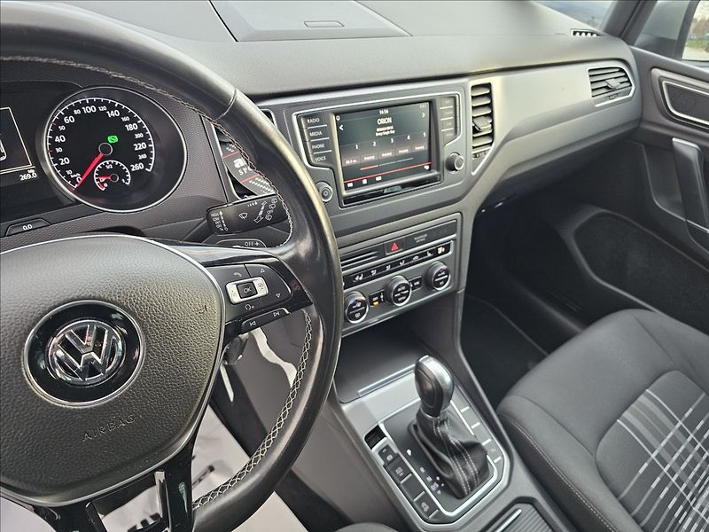 Volkswagen Golf Sportsvan 1,4TSi DSG LOUNGE NAVI STK - fotka 12 z 53
