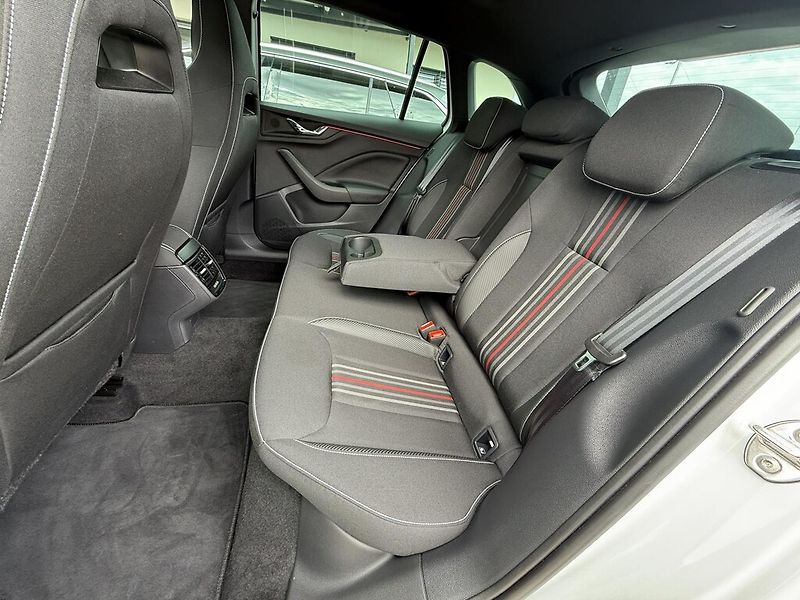 Škoda Scala DSG 1,5 TSi 110 kW Monte Carlo - fotka 21 z 24
