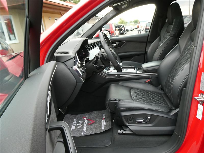 Audi SQ7 4,0 TDi V8 320kWwebasto,matrix - fotka 28 z 50