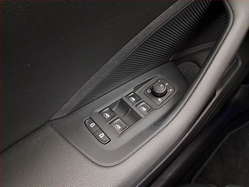 Škoda Superb (2024) 2.0 TDI - fotka 22 z 27